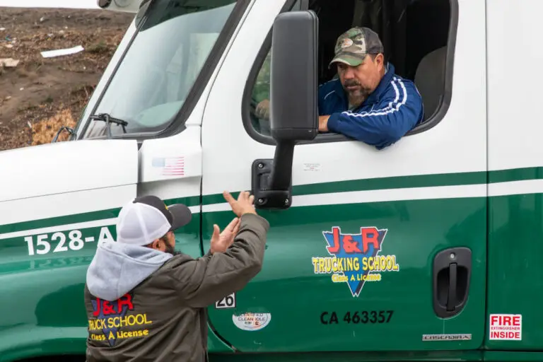 J&R Trucking School Sacramento Modesto Fresno CDL Fresno Location 1